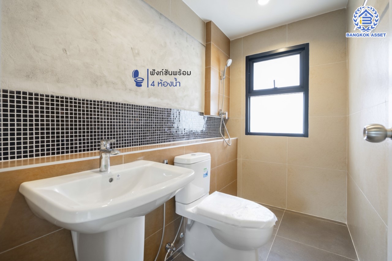 บ้านมือสองตกแต่งใหม่ ม.ศุภาลัย ออร์คิดปาร์ค2 ปิ่นเกล้า-ใกล้ถ.กาญจนาภิเษก หลังใหญ่ตกแต่งหรูหรา เนื้อที่ 85 ตร.ว. ฟังก์ชัน 4 ห้องนอน 4 ห้องน้ำ 1 ห้องแม่บ้าน จอดรถได้ 2 คัน บนทำเลเดินทางสะดวก เชื่อมต่อหลายเส้นทาง และเดอะมอลล์บางแค ทางด่วน "กาญจนาภิเษก" และรถไฟฟ้า "สถานีภาษีเจริญ"